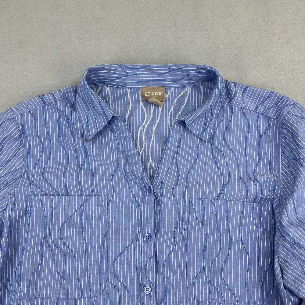 Chico's Blue White Pinstripe Textured Button Down Shirt Roll Tab Size 3 Large - Picture 4 of 13